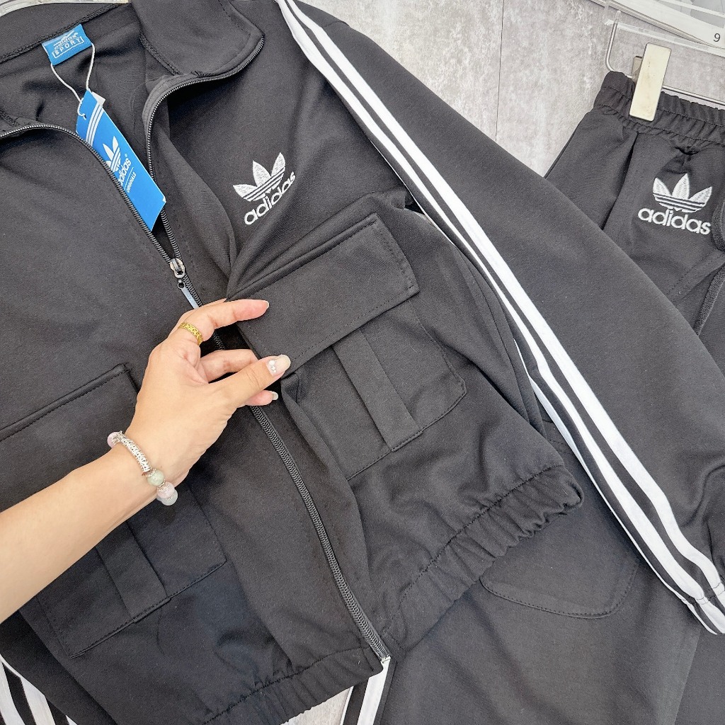 Set Bộ Đồ Thể Thao Nữ Adidass Áo Khoác Thêu Logo Ngực 2 Túi Chun Gấu Mix Quần Jogger Dáng Dài Freesize