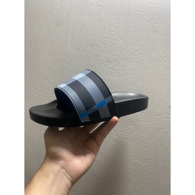 Dép nam BBR  hot tren quai cao su dẻo đế đúc nguyên khối cao 3 phân đầy đủ size từ 37 đến 43