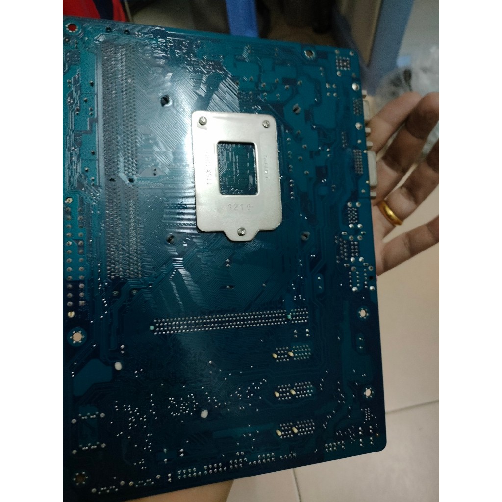 COMBO MAIN H61 ,I5-3470 có chắn main và không kèm Fan.