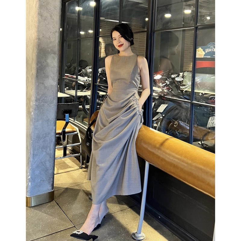 Đầm cổ tròn 2 túi