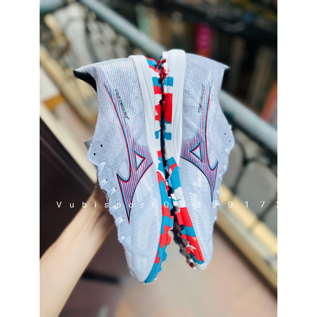 Giày bóng đá chuyên sân cỏ nhân tạo Mizuno alpha pro màu trắng đinh chữ L