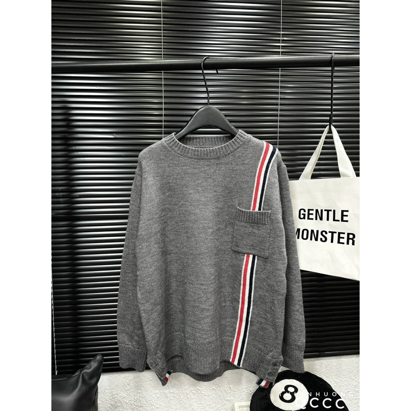 Áo len thom kèm tất