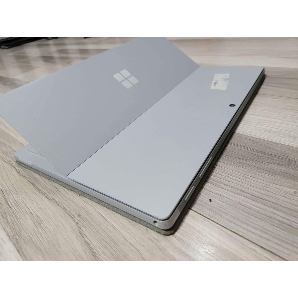 Máy tính bảng Surface Pro 5 Core i7 7660U 8G 256G 12.3-Inch QHD Touch