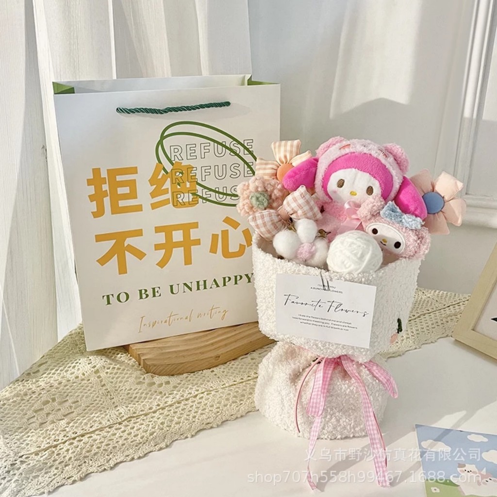 Bó Hoa Gấu Dâu Kitty Gấu Bông Kuromi Hoạt Hình HotTrend Trang Trí Hoa Khô Tặng Người Yêu