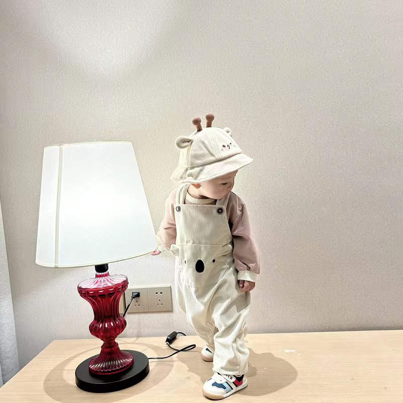 Yếm gấu vải nhung cho bé phong cách Hàn Quốc