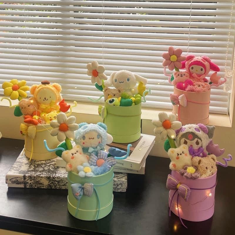 Set Hộp Hoa Gấu, Purin, Kuromi Và Kitty Làm Quà Tặng Người Yêu Dịp 20/10,14/02, Sinh Nhật