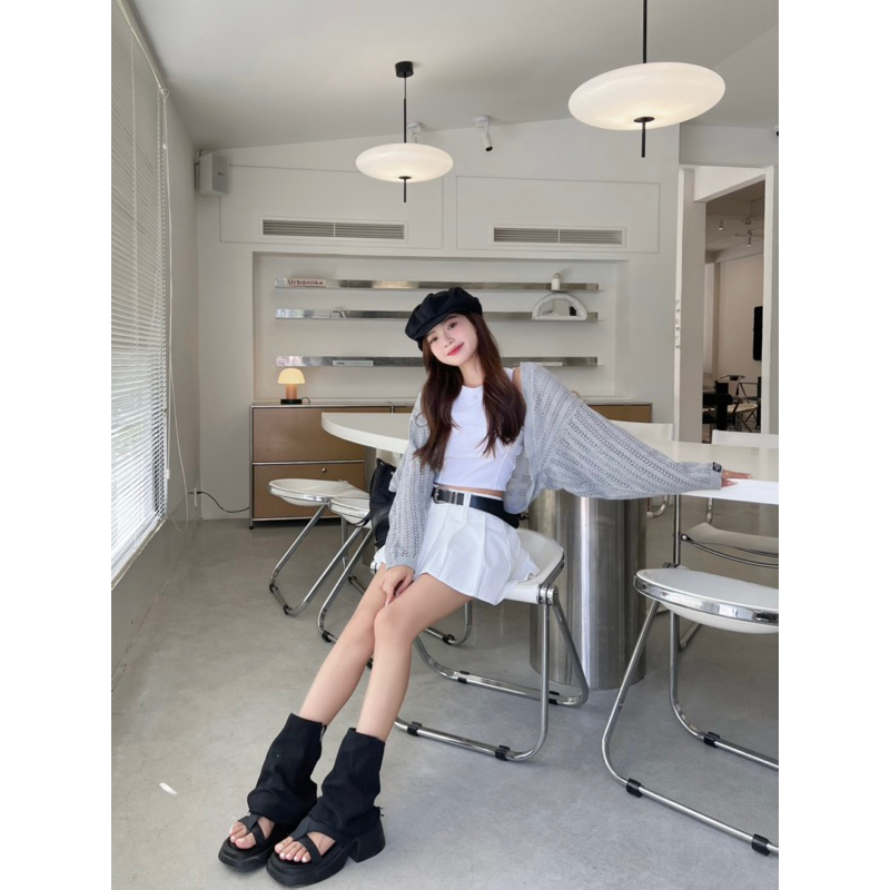 TÁCH SET CHÂN VÁY Y2K XẾP LY NGẮN TRƠN ĐEN / TRẮNG