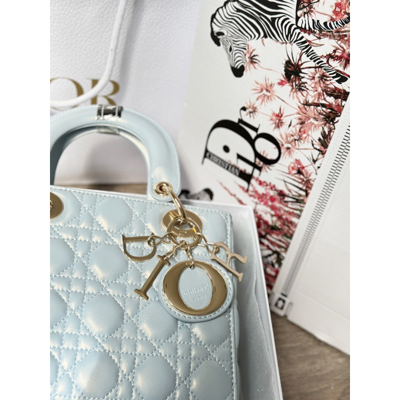 Túi quai xách đì ô lì Xanh mint nhạt ánh ngọc trai Form , chất da chuẩn sz20cm Full box 2 lớp.Tặng kèm SIÊU ĐỈNH