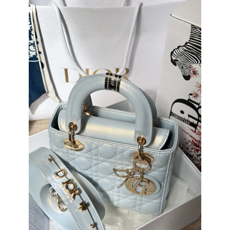 Túi quai xách đì ô lì Xanh mint nhạt ánh ngọc trai Form , chất da chuẩn sz20cm Full box 2 lớp.Tặng kèm SIÊU ĐỈNH