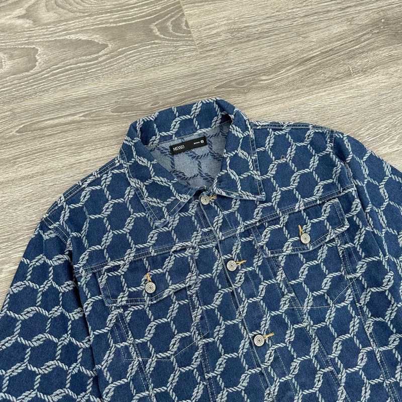 Áo khoác jean nữ tay lỡ