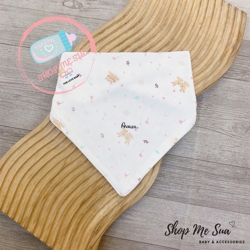 AVALER Yếm tam giác sợi tre họa tiết có cúc bấm cho bé