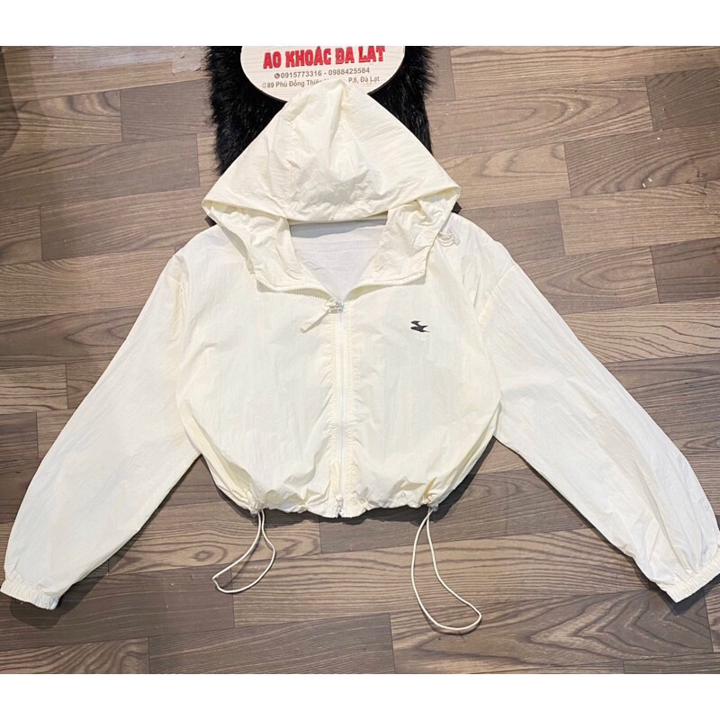 Áo khoác gió 2 lớp có mũ  croptop dáng ngắn A11