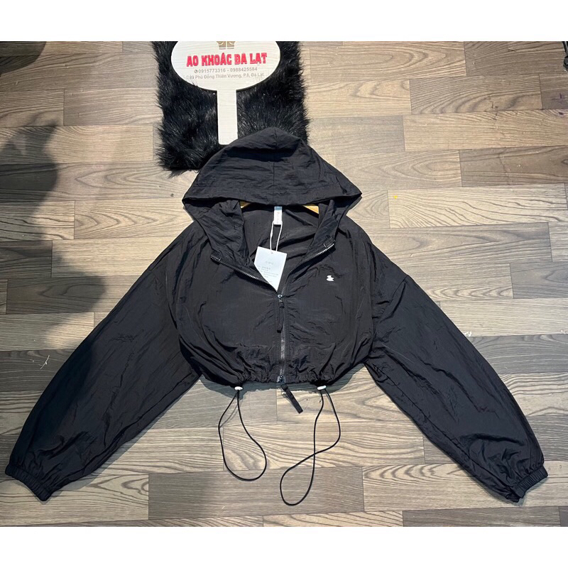 Áo khoác gió 2 lớp có mũ  croptop dáng ngắn A11