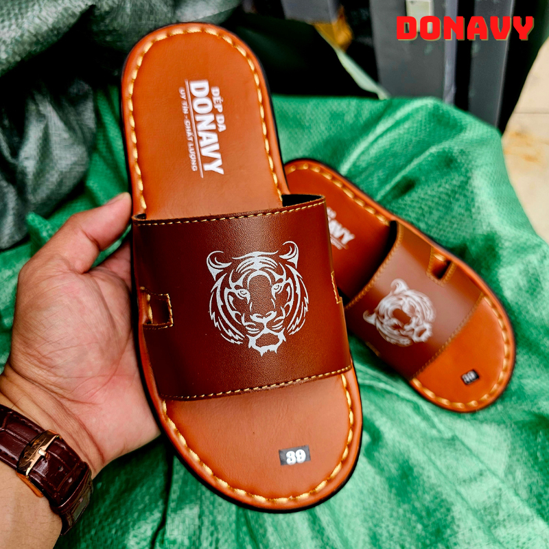Dép Quai Ngang Nam Con Hổ Trẻ Trung Da Cao Cấp, May Full Quai Và Đế Bao Chắc Chắn  D.HHO