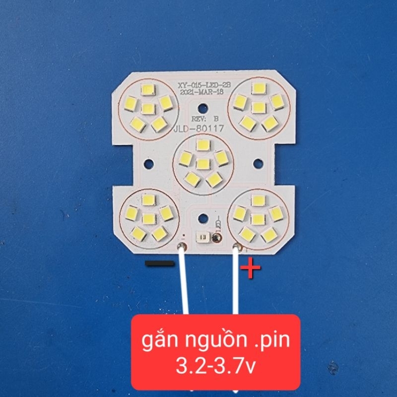 bảng đèn led nhôm 3.2-3.7v 30 chip led nhỏ 7.5 W ánh sáng trắng