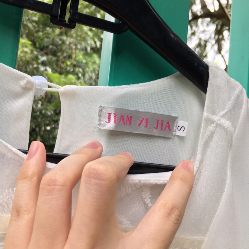 Váy voan Jian Yi Jia chiffon dress