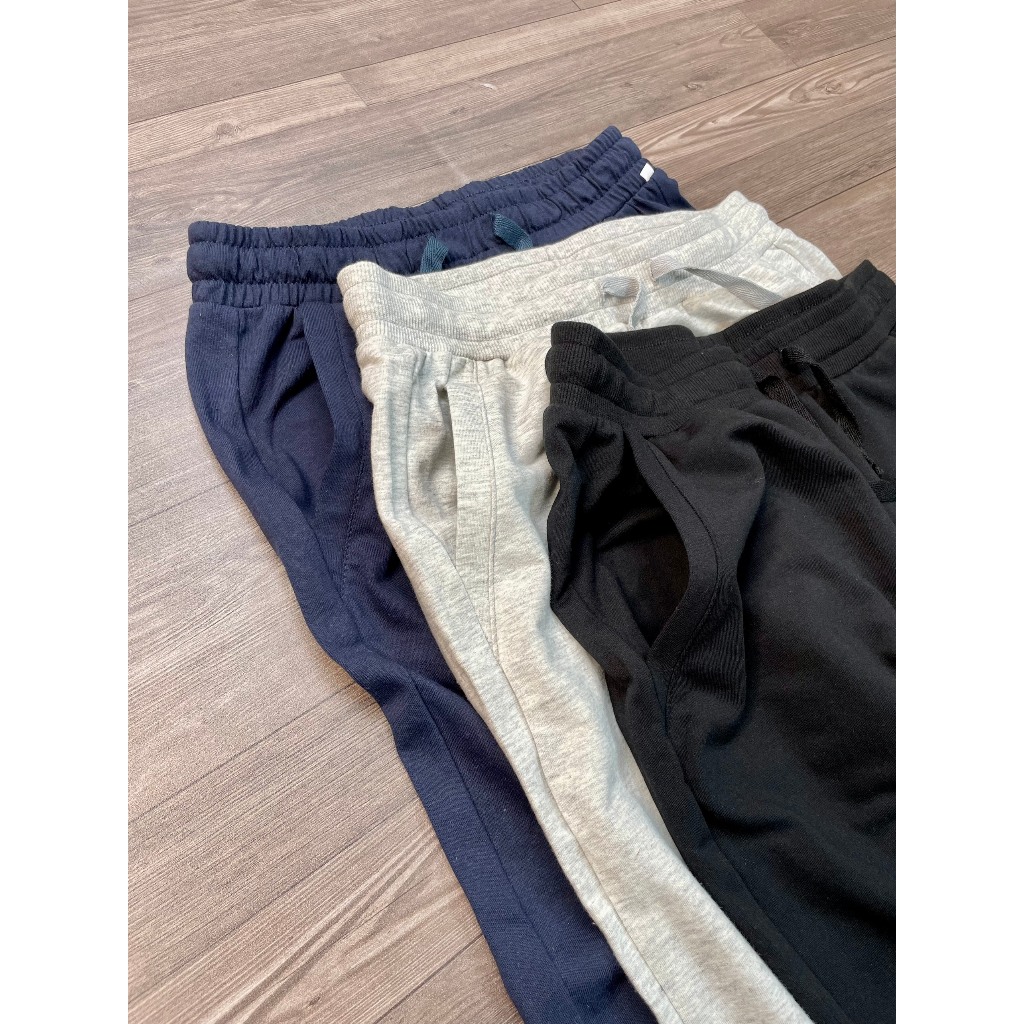 Quần jogger lưng thun da cá