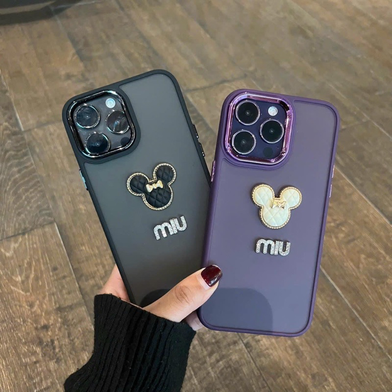 Ốp lưng iphone nhám gắn miu mic.ke y