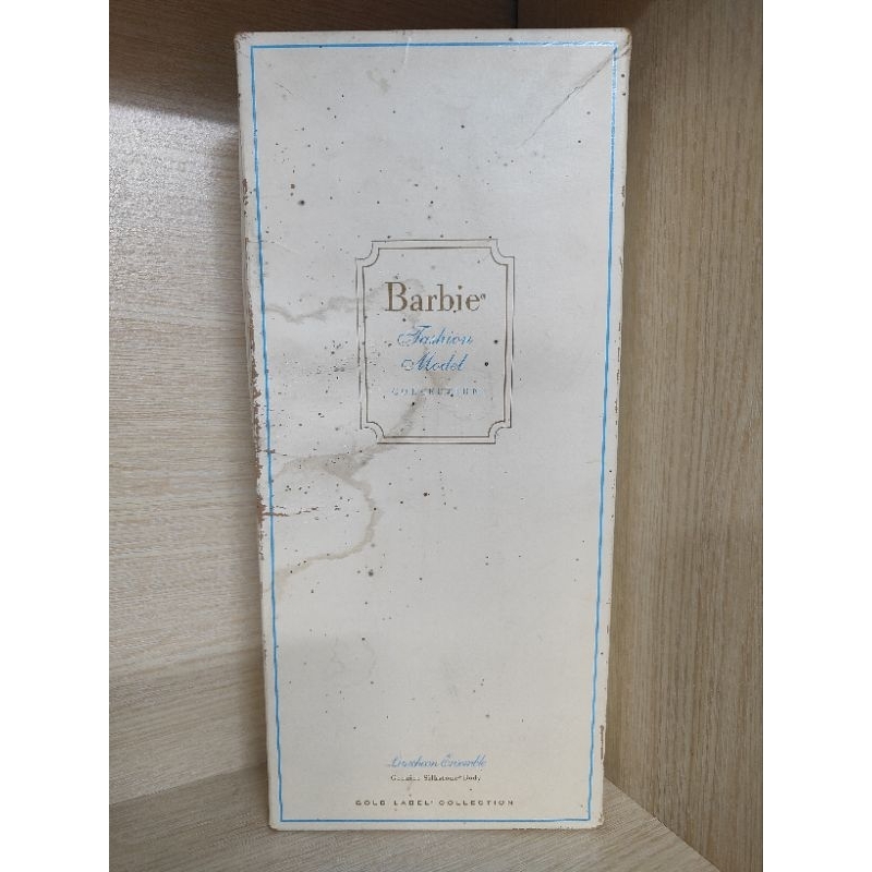 Búp bê barbie Silkstone Lucheon hộp xấu