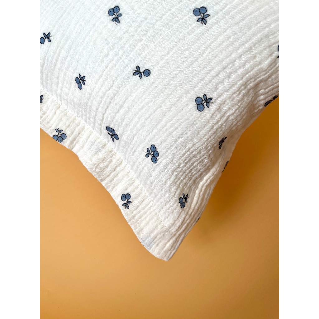 Gối xô Muslin lõi bông tuyết Hàn Quốc CHIPMUNK nhiều họa tiết dễ thương cho bé 3-10 tuổi - KT 30x50 cm