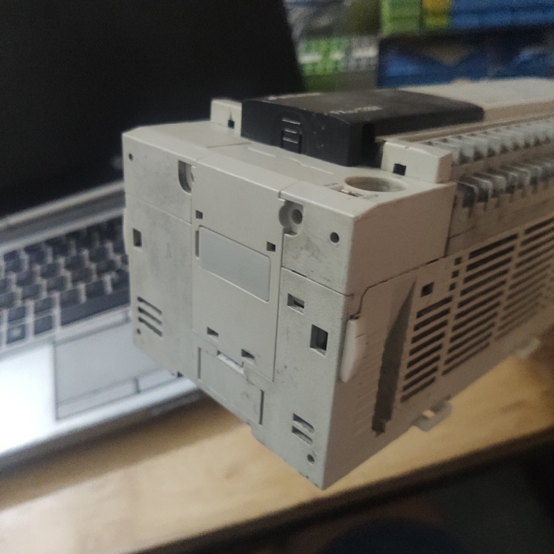 PLC Mitsubishi FX3U-64MT/ES-A