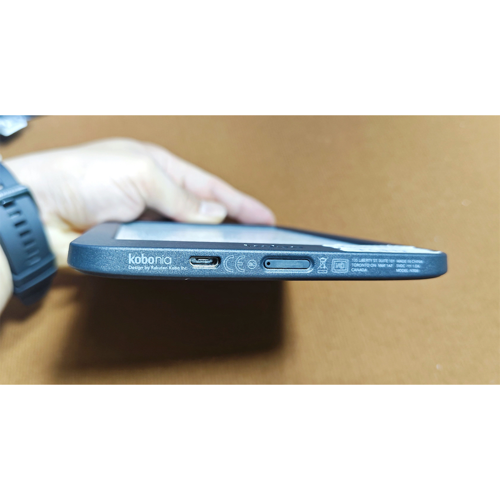 Máy Đọc Sách Điện Tử Kobo Nia 32GB - Máy Đẹp, Đã Cài Koreader, FIx Font