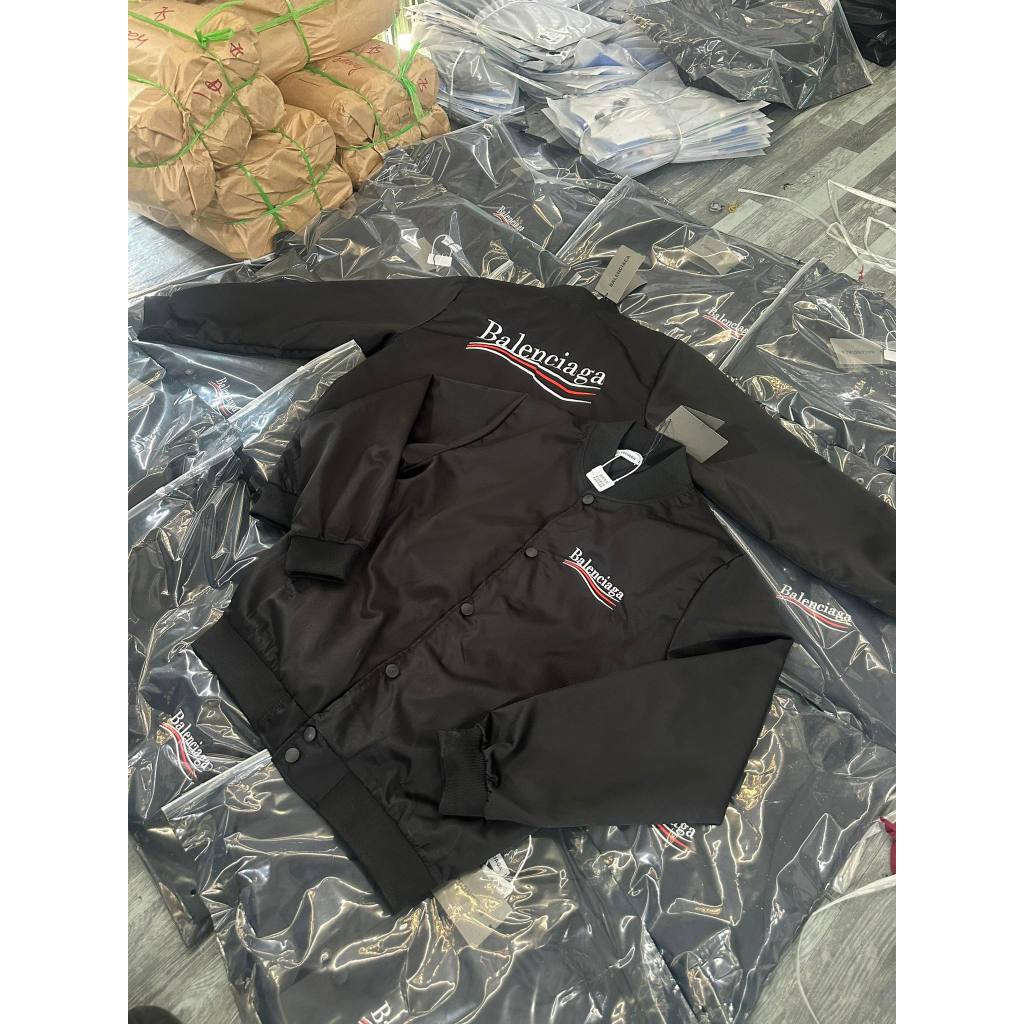 Áo Khoác Gió 2 Lớp Hit BaLenciaga - Khoát Gió Khoác Dù Dày Dặn Dáng Rộng Nam Nữ