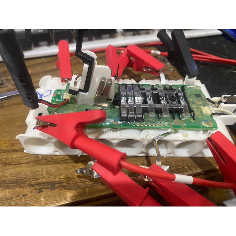 Mạch pin Dyson V10 đã reset vĩnh viễn