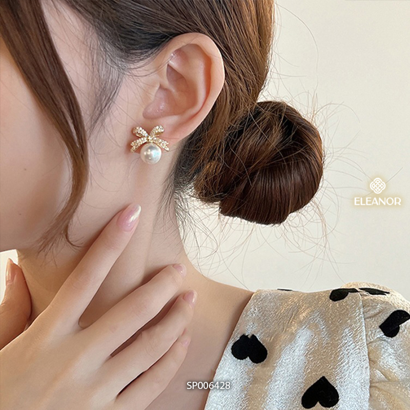 Bông tai nữ chuôi bạc 925 Eleanor Accessories hình nơ đính đá ngọc trai nhân tạo phụ kiện trang sức cô dâu 6428