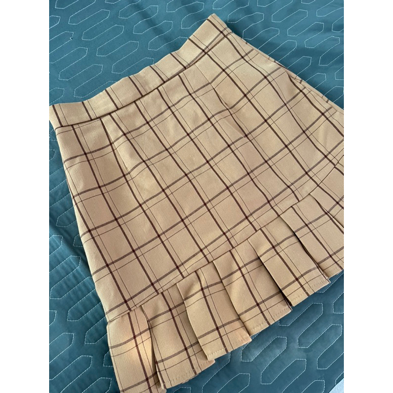 Pass chân váy kẻ size S dáng chữ A