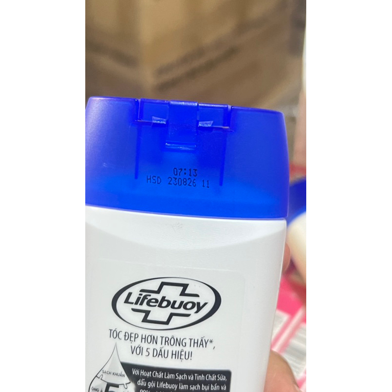 Dầu gội Lifebuoy tóc dày và óng ả 140g