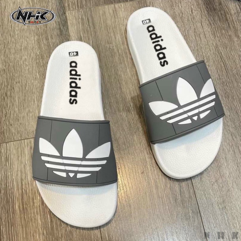 Dép ba lá cao cấp. Hàng  thể thao Adidas ,đế cao su êm ái  không thấm nước.