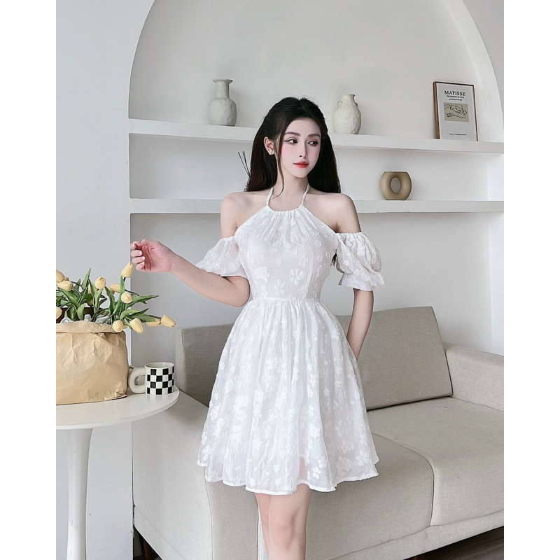 Váy trắng tiểu thư