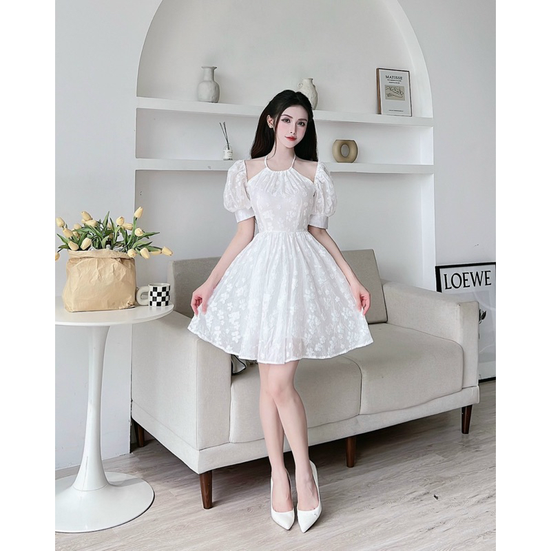 Váy trắng tiểu thư