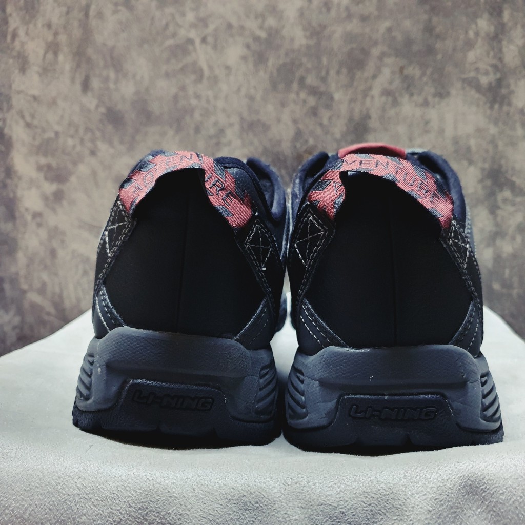 2hand  Giày thể thao đen Li-ningg