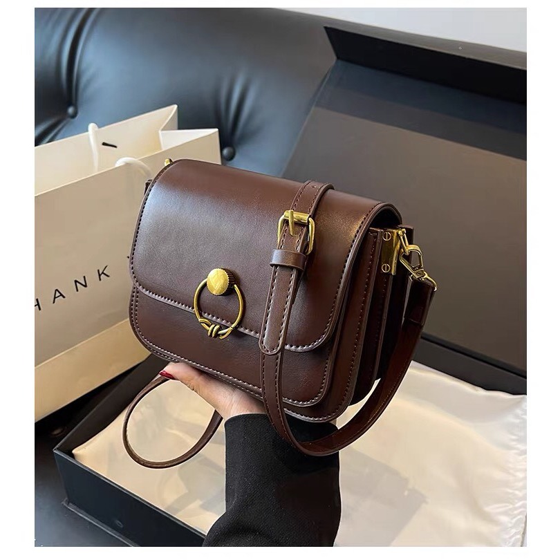 Size nhỏ  Túi đeo chéo nữ, khóa tròn kim loại cách điệu, nhiều ngăn tiện dùng SL115