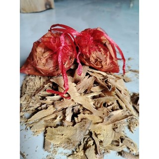 Túi thơm từ gỗ xá xị