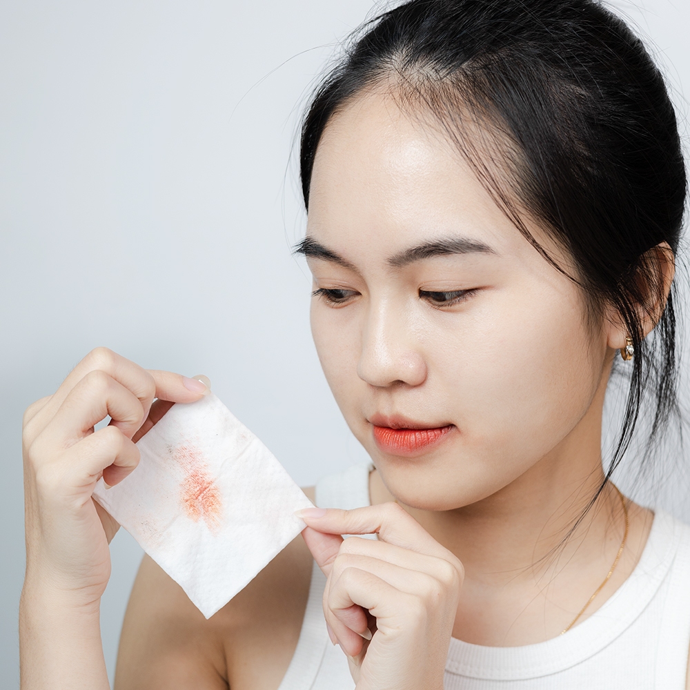 Combo 03 gói khăn giấy ướt tẩy trang Makeup Remover EcoWipes gói 25 tờ làm sạch lớp trang điểm nhanh chóng