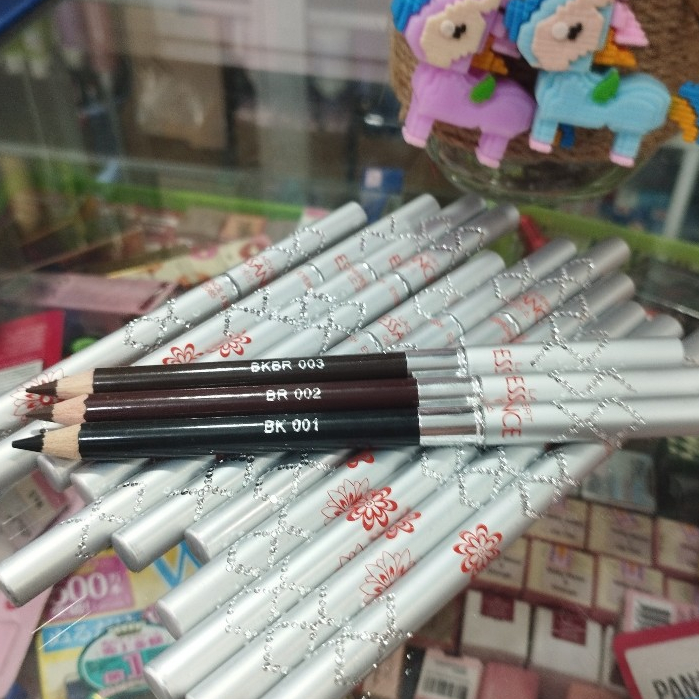 Chì kẻ mày Essance Lacvert Nhôm - Chì kẻ mày ngang - Chì kẻ mày trang điểm mắt