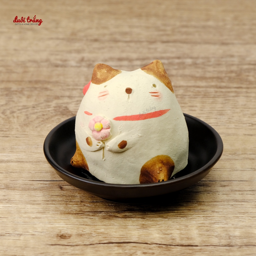 Tượng Mèo xông trầm Đĩa đen Ôm cá 7cm - Kanesan Shoten