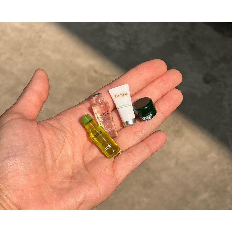 Combo mô hình 10 lọ mỹ phẩm dưỡng da mini