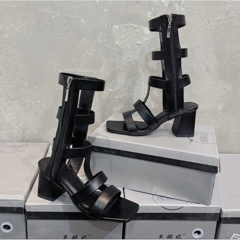 Sẵn Hàng /Giày Sandal dây chiến binh đế vuông cao 5cm màu đen trắng đi sang xịn hàng fullbox siêu đẹp