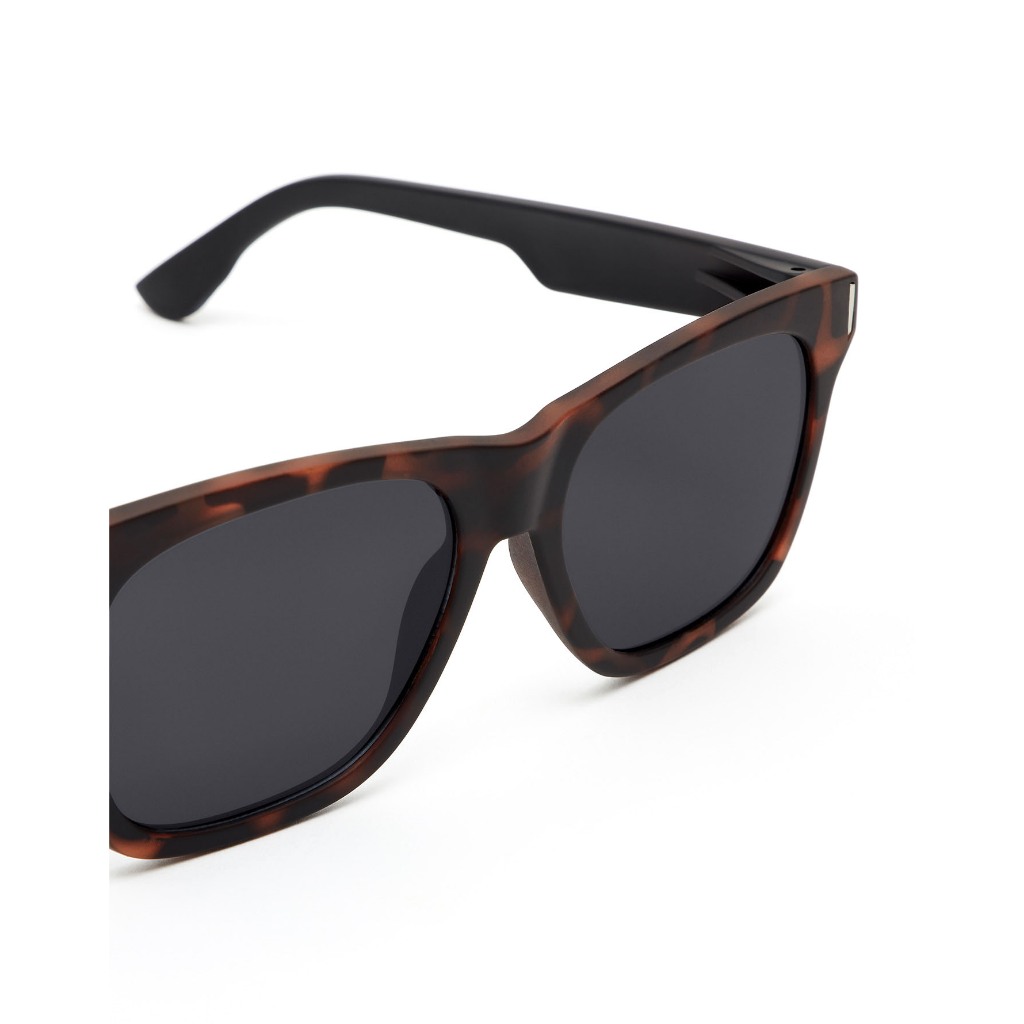 HAWKERS Sunset Asian Fit Sunglasses For Men And Woman, Unisex. Official Product Designed In Spain