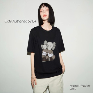 Áo Thun UT KAWS CỦA UNIQLO