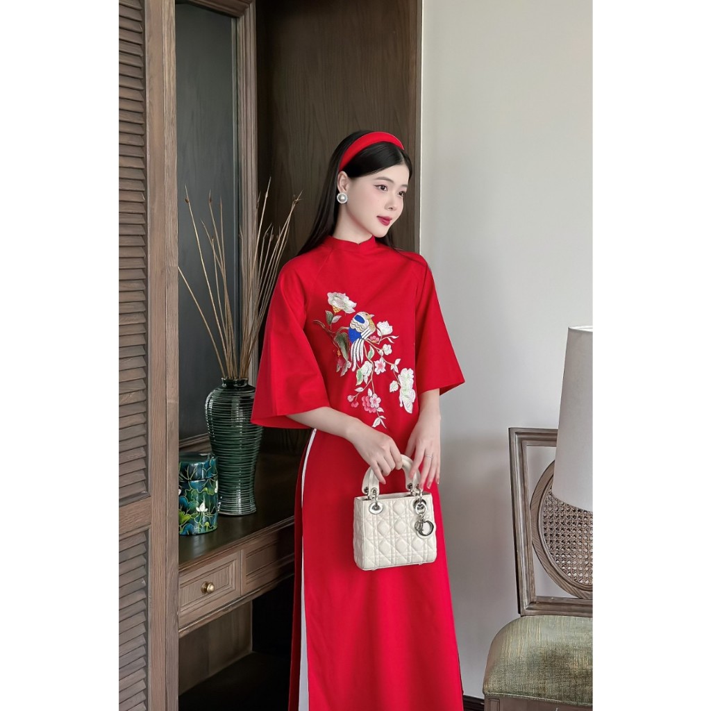 Áo dài cách tân thiết kế dáng suông chất vải linen lạ mắt phối họa tiết thêu cao cấp