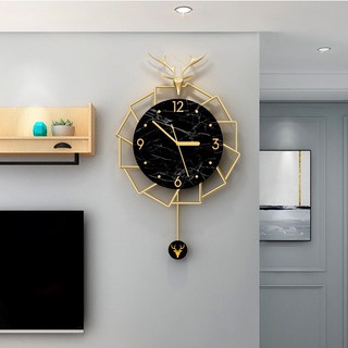Đồng hồ quả lắc treo tường hươu tài lộc 30cm x 54cm, chất liệu viền khung kim loại, máy kim trôi êm ái bảo hành 12 tháng