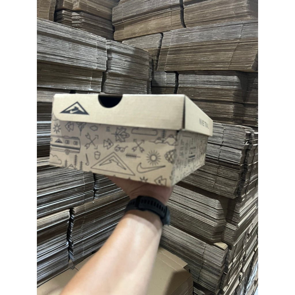 HỘP ĐỰNG GIÀY, DÉP NIKE TRAIL  CHUẪN HÃNG NHƯ HÌNH
