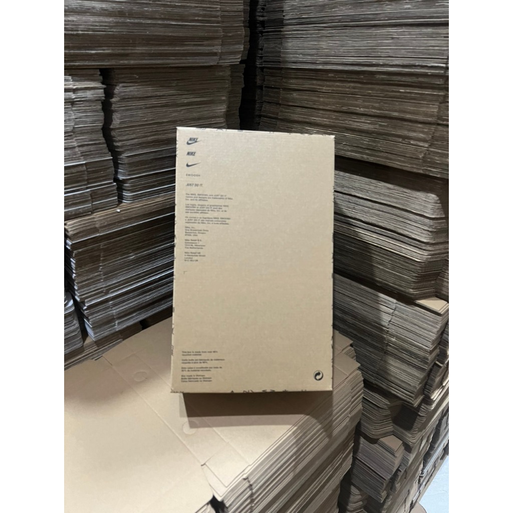 HỘP ĐỰNG GIÀY, DÉP NIKE TRAIL  CHUẪN HÃNG NHƯ HÌNH