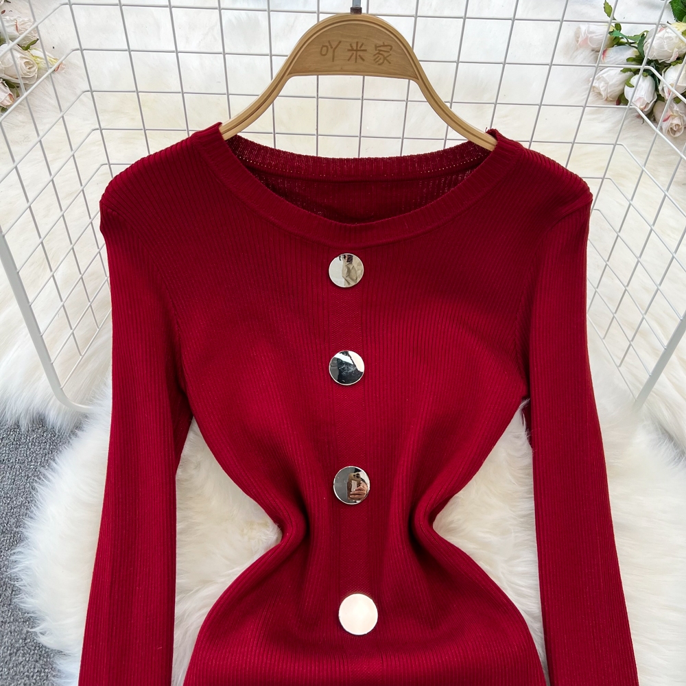 Đầm len phối cúc lệch tà cho nữ