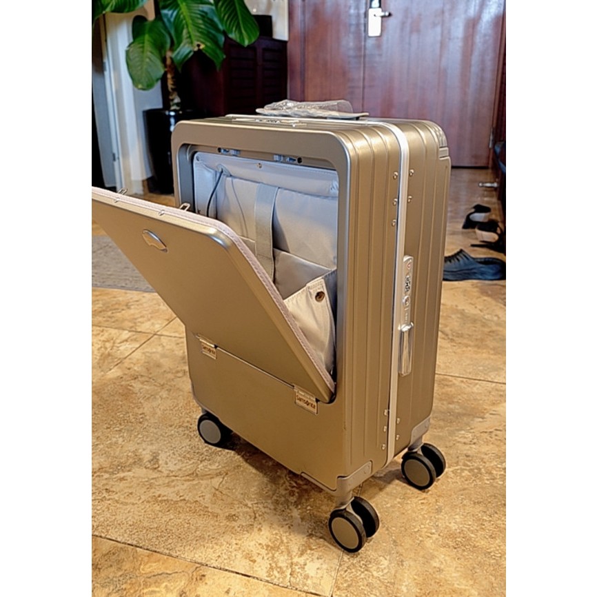 Vali Samsonite khung nhôm doanh nhân nội địa Mỹ hàng độc quyền BH 10 Năm .